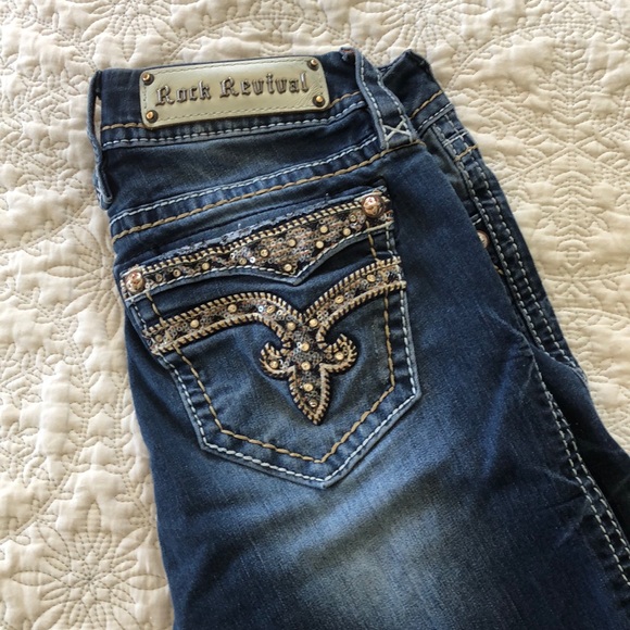 Rock Revival Jeans - Picture 1 of 3